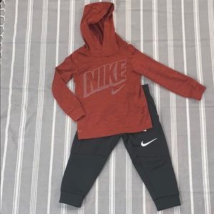 💥Nike Dri-Fit set! Boys 2T!